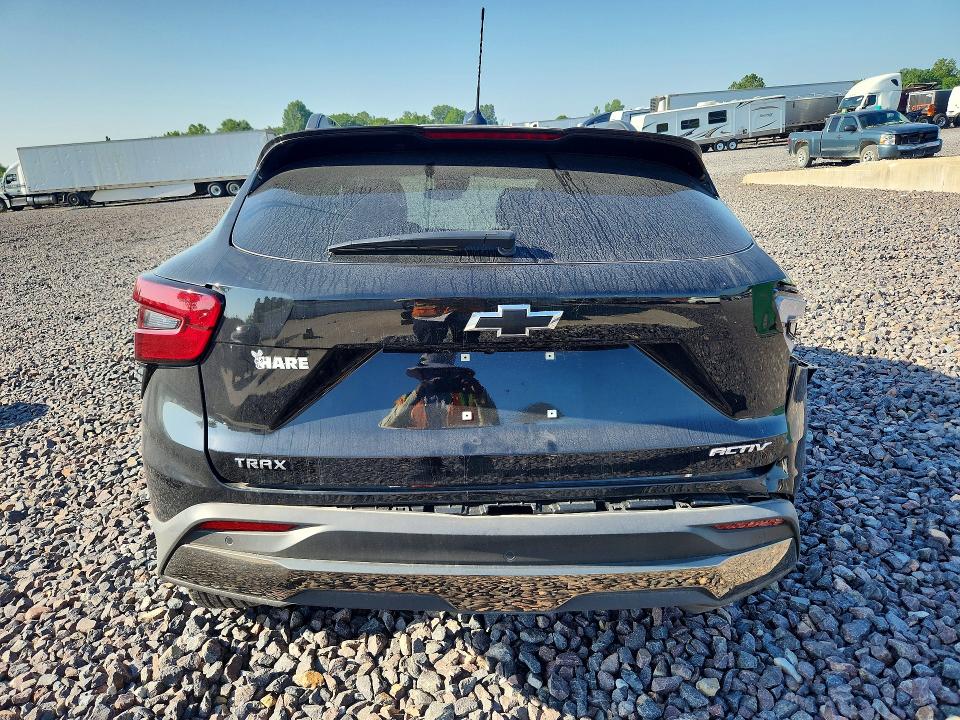 2026 Chevrolet Trax VIN KL77LKEP8TC100158 COPART salvage auction — FRONT END, IN - CERTIFICATE OF TITLE, sold $9,100 on 2026-08-27 (photo 6)