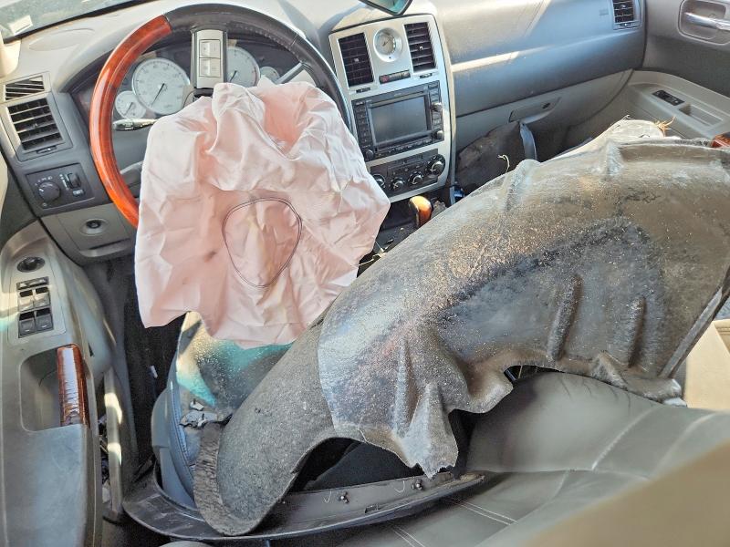 2006 Chrysler 300c VIN 2C3LA63H76H274612 COPART salvage auction — ALL OVER, Sc - Cert Of Title-Salvage, sold $175 on 2026-09-02 (photo 8)