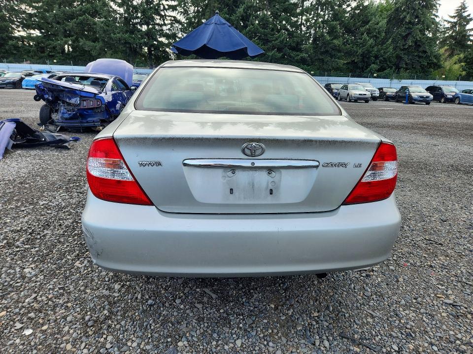 2002 Toyota Camry VIN JTDBE32K420052504 COPART salvage auction — REAR END, WA - CERT OF OWNERSHIP-REBUILT, sold $600 on 2026-07-31 (photo 6)