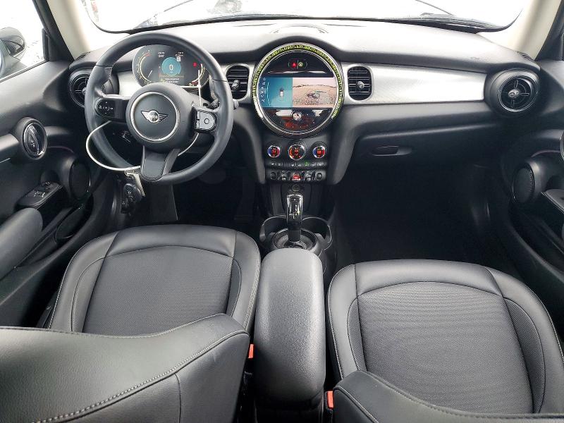 2022 Mini Cooper VIN WMW33DH04N2P90864 COPART salvage auction — SIDE, Fl - Cert Of Ttl-Rebuilt&Slvg Rbld, sold $10,100 on 2026-08-07 (photo 8)