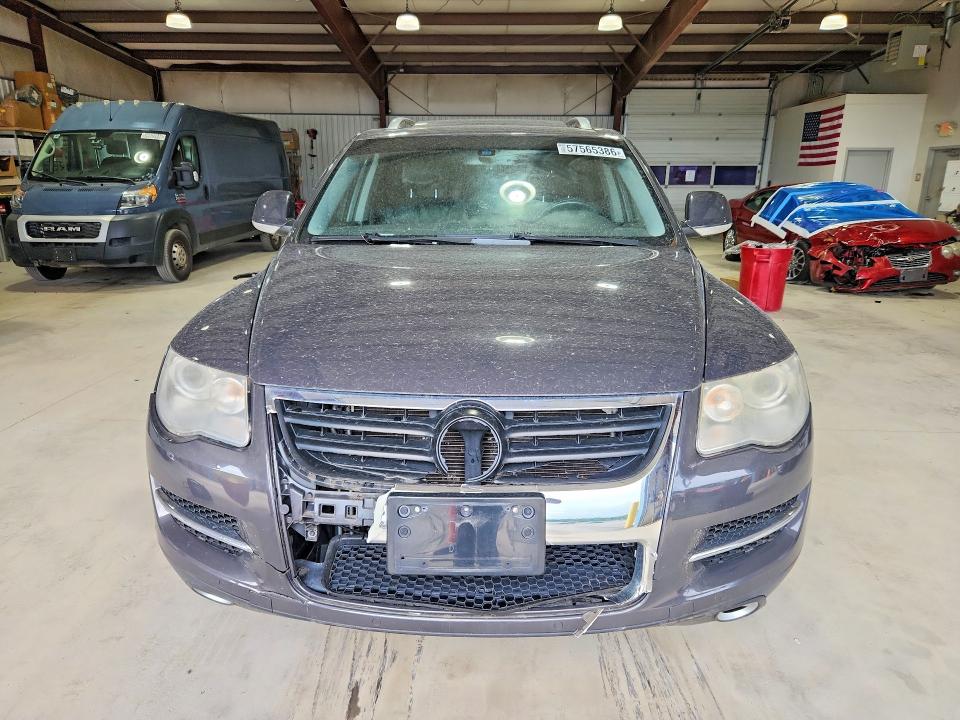 2009 Volkswagen Touareg VIN WVGBE77LX9D032331 COPART salvage auction — FRONT END, PA - CERTIFICATE OF SALVAGE, sold $375 on 2026-07-17 (photo 5)