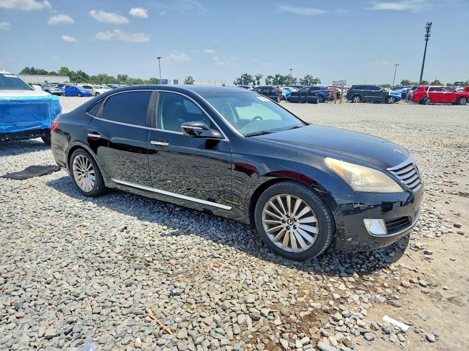 2014 Hyundai Equus VIN KMHGH4JH4EU074231 COPART salvage auction — REAR END, FL - CERT OF TITLE SLVG REBUILDABLE, sold $1,200 on 2026-07-20 (photo 4)
