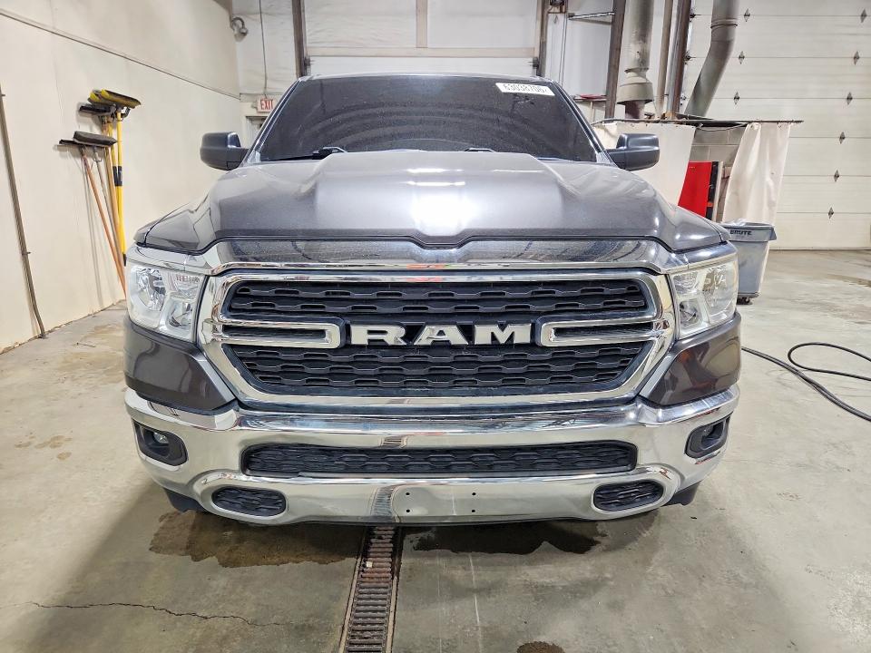 2022 Ram 1500 VIN 1C6RREBT9NN143581 COPART salvage auction — MINOR DENT/SCRATCHES, Tn - Certificate Of Title (P), sold $16,300 on 2026-08-04 (photo 5)