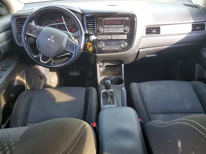 2016 Mitsubishi Outlander VIN JA4AD2A3XGZ025789 COPART salvage auction — MINOR DENT/SCRATCHES, Tn - Certificate Of Title (P), sold $3,250 on 2026-09-03 (photo 8)