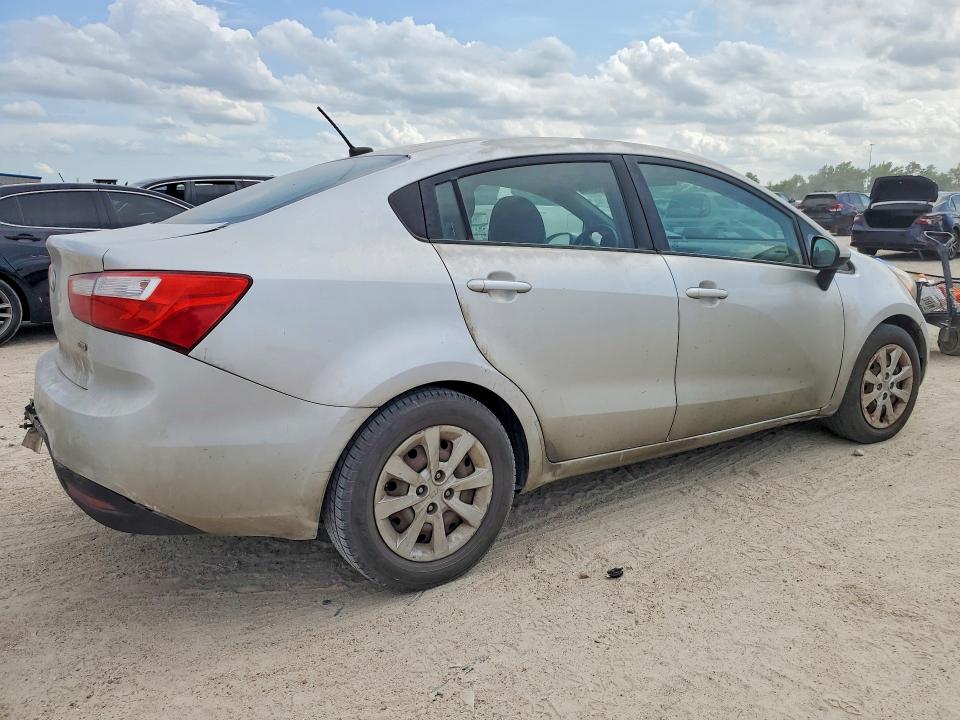 2015 Kia Rio VIN KNADM4A39F6505978 COPART salvage auction — REAR END, Tx - Salvage Vehicle Title, sold $1,050 on 2026-07-31 (photo 3)