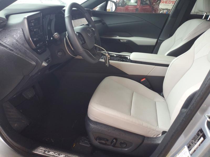 2026 Lexus Rx VIN 2T2BBMCA8TC105549 COPART salvage auction — WATER/FLOOD, Fl - Certificate Of Destruction, sold $30,250 on 2026-08-21 (photo 7)