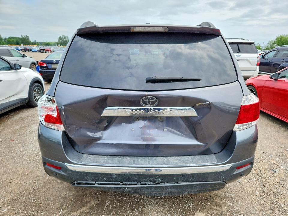 2013 Toyota Highlander VIN 5TDZA3EH4DS032733 COPART salvage auction — REAR END, ON - PERMIT NO BRAND - UNFIT, sold $775 on 2026-07-21 (photo 6)