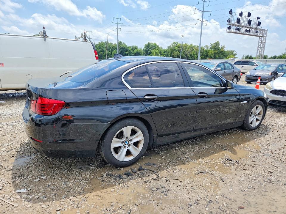 2012 BMW 5er VIN WBAXH5C59CDW06998 COPART salvage auction — FRONT END, OH - CERT OF TITLE-REBUILT SALVAGE, sold $150 on 2026-07-28 (photo 3)