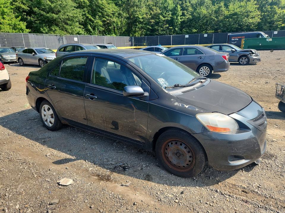2007 Toyota Yaris VIN JTDBT923771164118 COPART salvage auction — UNDERCARRIAGE, Va - Certificate Of Title, sold $825 on 2026-07-17 (photo 4)