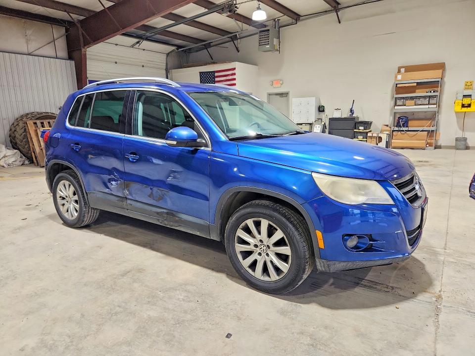 2009 Volkswagen Tiguan VIN WVGBV75N29W510525 COPART salvage auction — SIDE, PA - CERTIFICATE OF SALVAGE, sold $375 on 2026-07-24 (photo 4)
