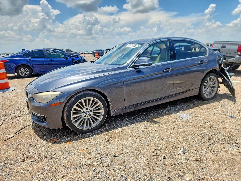2013 BMW 3er VIN WBA3A5C56DF355611 COPART salvage auction — REAR END, Tx - Salvage Vehicle Title, sold $900 on 2026-08-17 (photo 1)