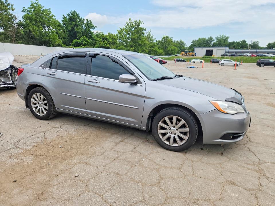 2013 Chrysler 200 VIN 1C3CCBBB4DN668346 COPART salvage auction — SIDE, Mo - Certificate Of Title, sold $275 on 2026-07-17 (photo 4)