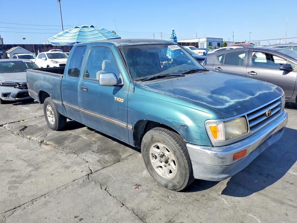1997 Toyota T100 VIN JT4TN14D2V0038726 COPART salvage auction — MINOR DENT/SCRATCHES, CA - DIS/DLR/EXP ONLY CLEAN TITLE, sold $500 on 2026-07-29 (photo 4)