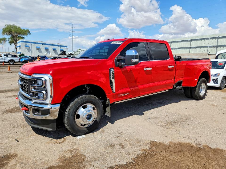 2024 Ford F350 VIN 1FT8W3DM4REE14740 COPART salvage auction — MINOR DENT/SCRATCHES, VA - CERTIFICATE OF TITLE, sold $50,500 on 2026-07-27 (photo 1)