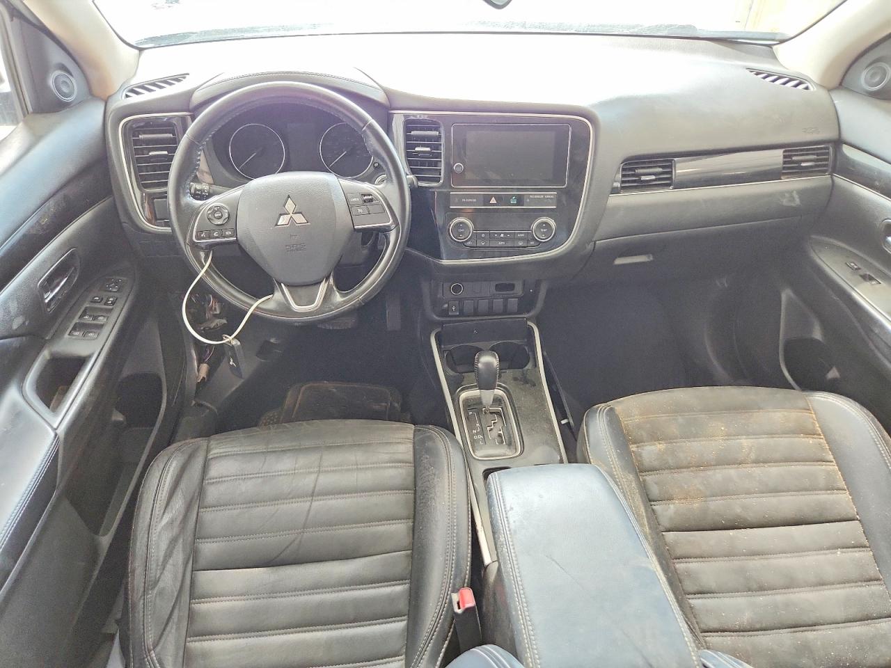 2019 Mitsubishi Outlander VIN JA4AD3A34KZ024989 COPART salvage auction — Mechanical, NE - CERTIFICATE OF TITLE, sold $700 on 2026-09-15 (photo 8)