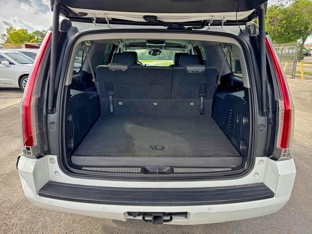 2015 Chevrolet Suburban VIN 1GNSCJKC8FR505342 COPART salvage auction — SIDE, Fl - Certificate Of Destruction (P), sold $9,500 on 2026-07-28 (photo 6)