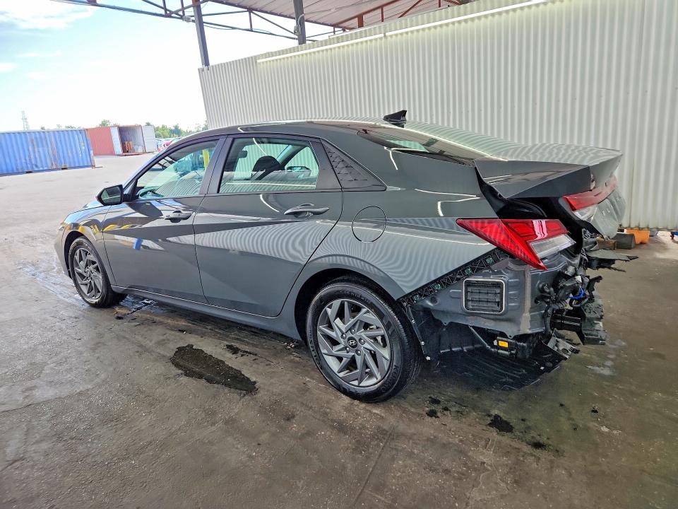 2026 Hyundai Elantra VIN KMHLM4DJ6TU184204 COPART salvage auction — REAR END, FL - CERTIFICATE OF TITLE, sold $6,600 on 2026-07-13 (photo 2)