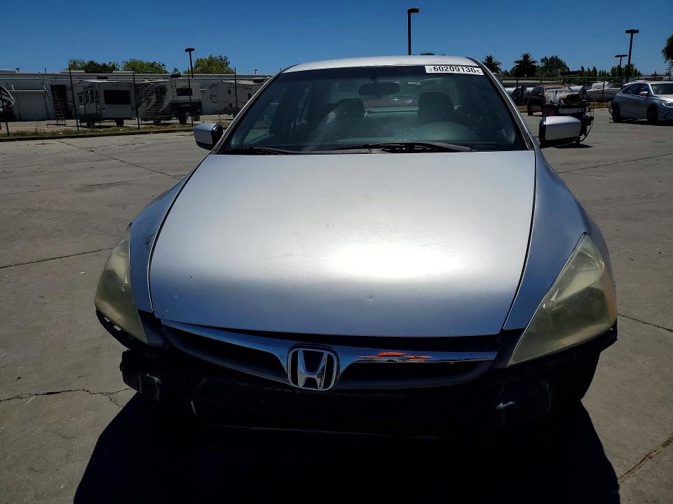 2006 Honda Accord VIN JHMCM56466C008697 COPART salvage auction — FRONT END, Ca - Salvage Certificate, sold $600 on 2026-07-27 (photo 5)