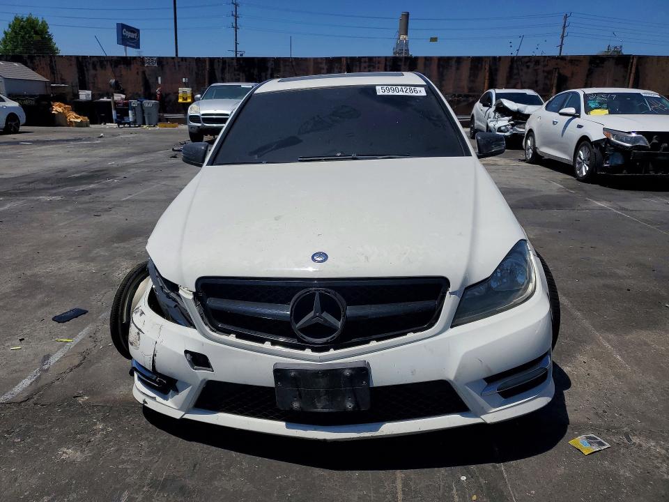 2012 Mercedes-benz C-klasse VIN WDDGF8BB0CF920180 COPART salvage auction — FRONT END, Ca - Dis/Dlr/Exp Only Clean Title, sold $975 on 2026-07-25 (photo 5)