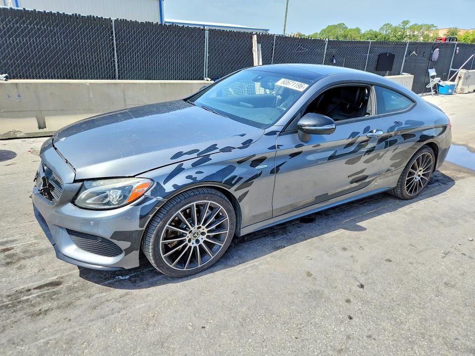 2017 Mercedes-benz C-klasse VIN WDDWJ4JBXHF520428 COPART salvage auction — FRONT END, Salvage Title, sold $4,200 on 2026-08-20 (photo 1)