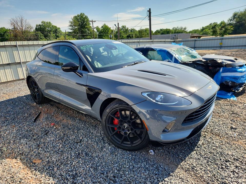 2021 Aston martin Dbx VIN SCFVUJAW6MTV03346 COPART salvage auction — REAR END, NJ - CERT OF TITLE-SALVAGE (P), sold $26,000 on 2026-07-31 (photo 4)