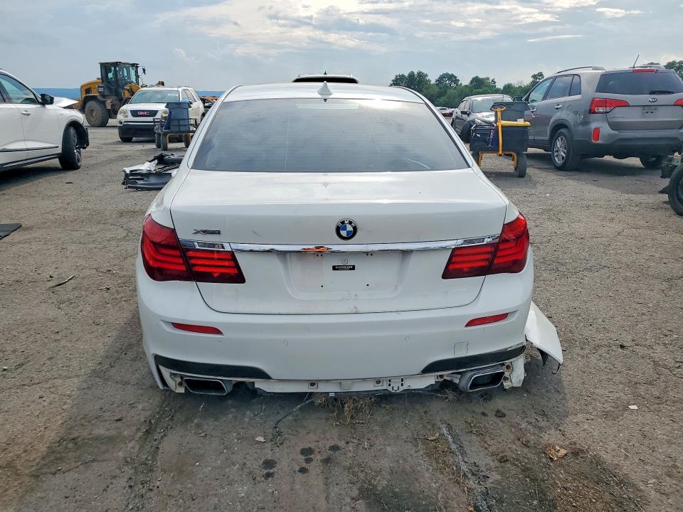 2013 BMW 7er VIN WBAYF8C5XDD139930 COPART salvage auction — FRONT END, Pa - Certificate Of Salvage, sold $775 on 2026-07-31 (photo 6)