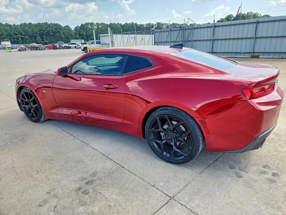 2018 Chevrolet Camaro VIN 1G1FB1RS8J0136806 COPART salvage auction — MINOR DENT/SCRATCHES, Al - Dealer Only Clean Title, sold $975 on 2026-07-24 (photo 2)