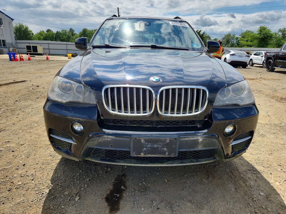 2013 BMW X5 VIN 5UXZV4C56D0B24093 COPART salvage auction — NORMAL WEAR, Nj - Certificate Of Title, sold $650 on 2026-09-09 (photo 5)