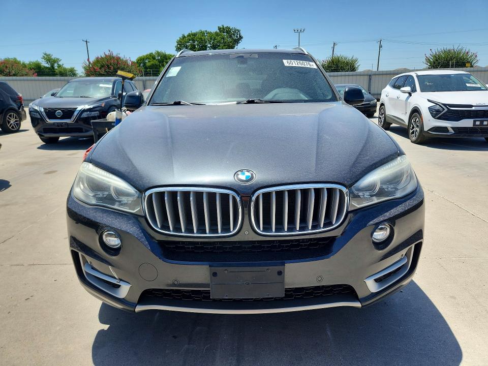 2018 BMW X5 VIN 5UXKR2C51J0Z22102 COPART salvage auction — MINOR DENT/SCRATCHES, Tx - Certificate Of Title, sold $6,900 on 2026-07-30 (photo 5)
