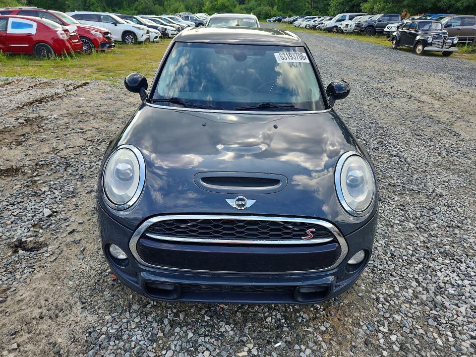 2015 Mini Cooper VIN WMWXU3C59F2B57552 COPART salvage auction — MINOR DENT/SCRATCHES, TN - CERTIFICATE OF TITLE (P), sold $2,250 on 2026-08-10 (photo 5)