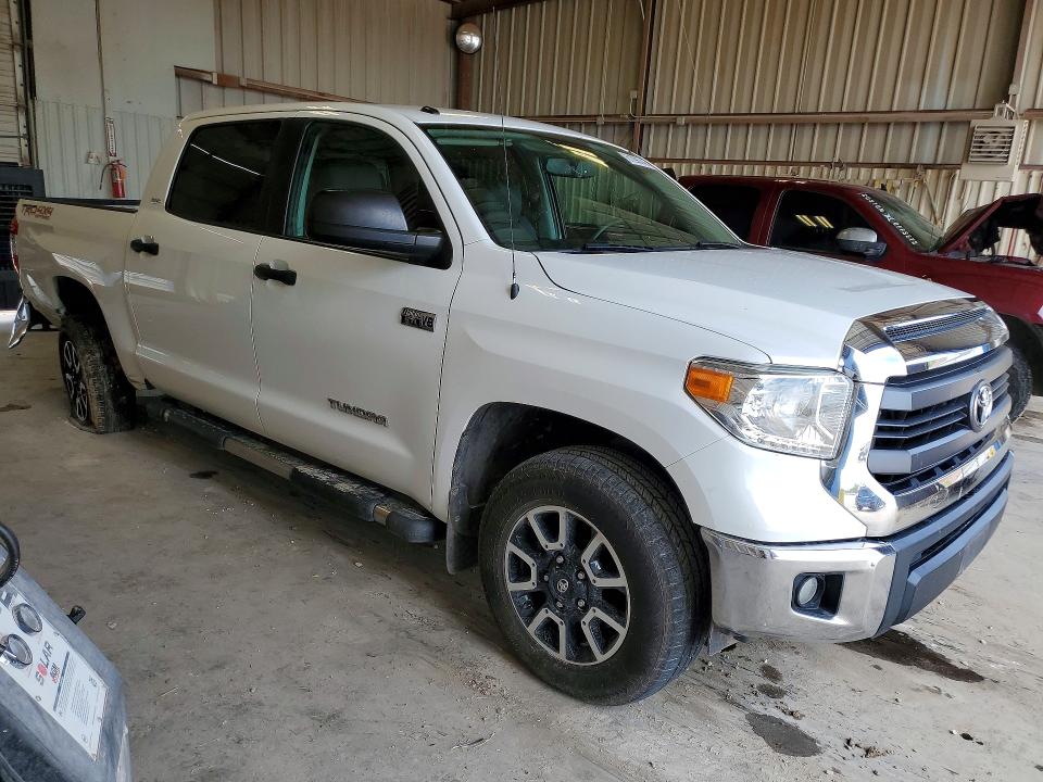 2015 Toyota Tundra VIN 5TFDY5F17FX423780 COPART salvage auction — REAR END, Salvage Title, sold $12,800 on 2026-08-21 (photo 4)