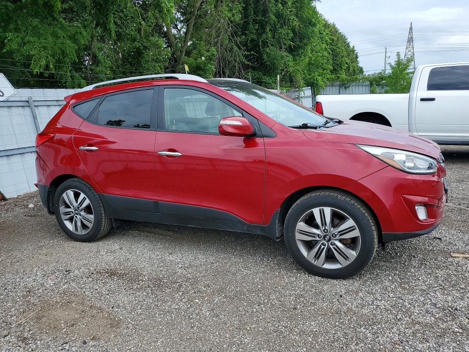 2015 Hyundai Tucson VIN KM8JUCAG8FU033167 COPART salvage auction — REAR END, ON - PERMIT NO BRAND - UNFIT, sold $3,950 on 2026-07-23 (photo 4)