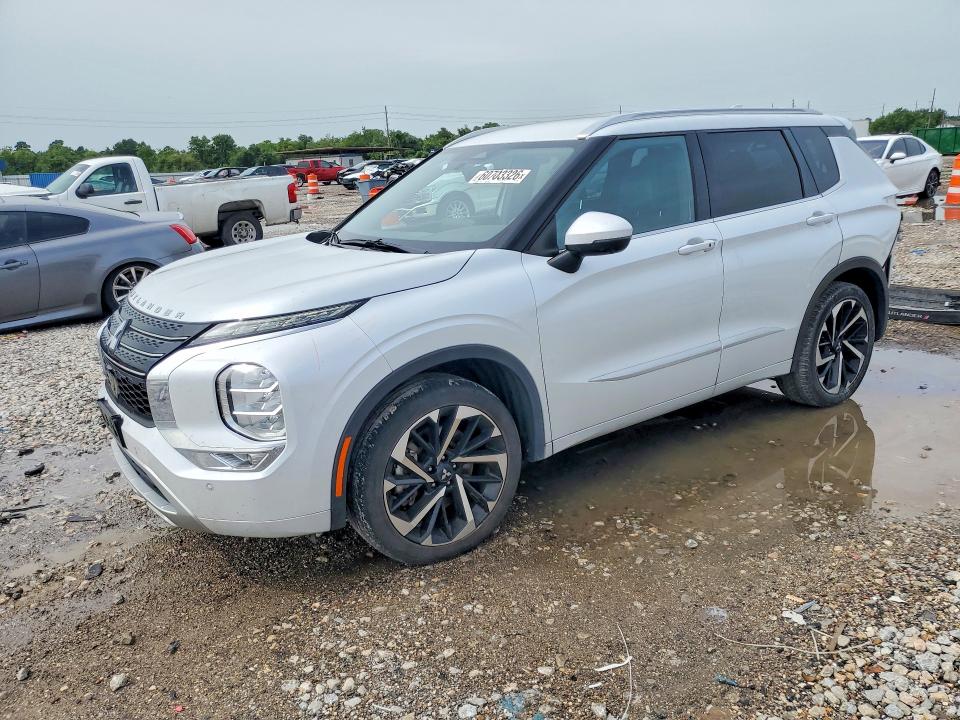 2022 Mitsubishi Outlander VIN JA4J3VA88NZ059405 COPART salvage auction — REAR END, TX - SALVAGE VEHICLE TITLE, sold $4,000 on 2026-07-30 (photo 1)