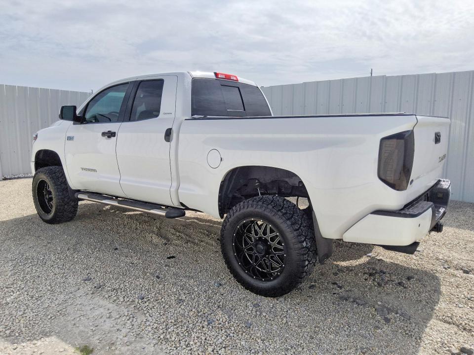 2016 Toyota Tundra VIN 5TFSW5F19GX200946 COPART salvage auction — MINOR DENT/SCRATCHES, FL - CERTIFICATE OF TITLE (P), sold $6,700 on 2026-07-21 (photo 2)