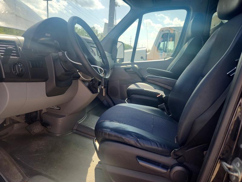 2017 Mercedes-benz Sprinter VIN WDZPE7CD5HP517403 COPART salvage auction — MINOR DENT/SCRATCHES, In - Cert Of Title-Salvage Title, sold $90 on 2026-08-19 (photo 7)