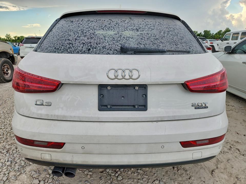 2017 Audi Q3 VIN WA1ECCFS6HR015658 COPART salvage auction — MINOR DENT/SCRATCHES, Tx - Certificate Of Title (P), sold $2,200 on 2026-07-29 (photo 6)