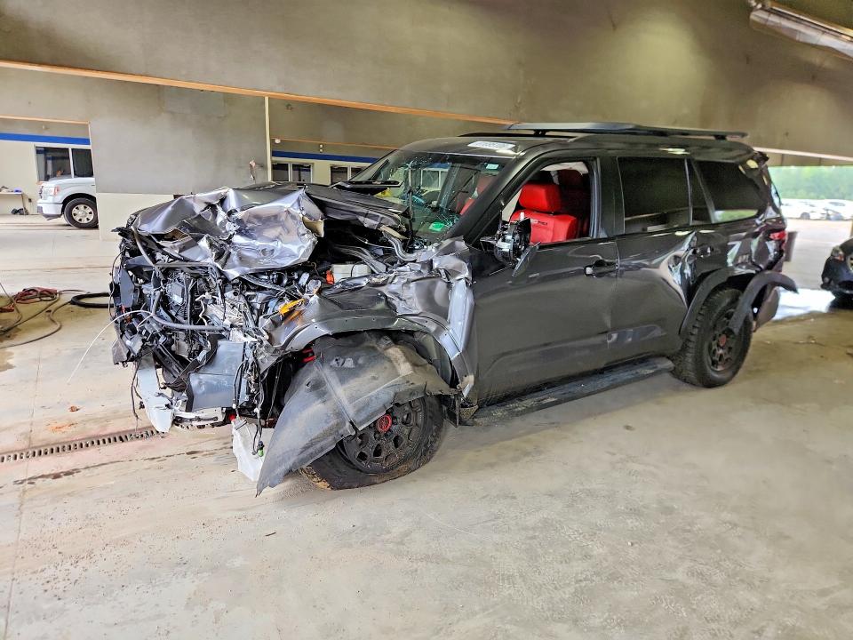 2024 Toyota Sequoia VIN 7SVAAABA5RX040677 — COPART salvage auction photo