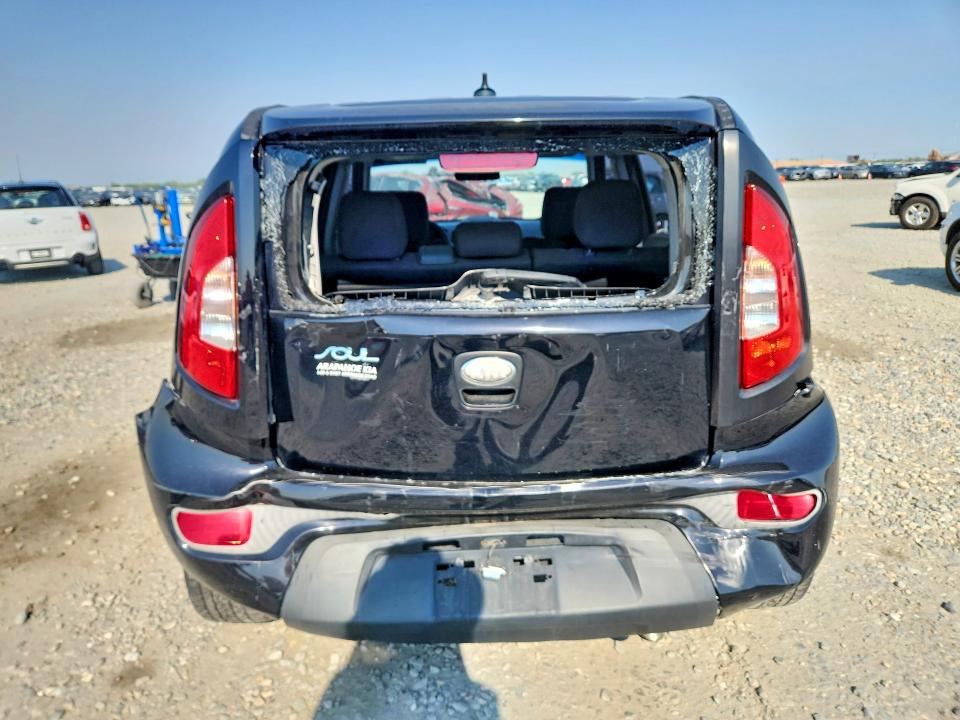 2013 Kia Soul VIN KNDJT2A5XD7598936 COPART salvage auction — REAR END, Co - Public - Salvage Title, sold $400 on 2026-07-14 (photo 6)