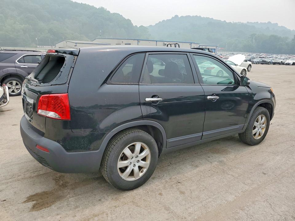2011 Kia Sorento VIN 5XYKT3A1XBG074743 COPART salvage auction — ROOF, Pa - Certificate Of Salvage, sold $100 on 2026-07-30 (photo 3)