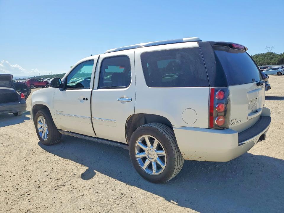 2011 Gmc Yukon VIN 1GKS2EEF3BR392262 COPART salvage auction — VANDALISM, Ca - Salvage Certificate, sold $675 on 2026-07-24 (photo 2)
