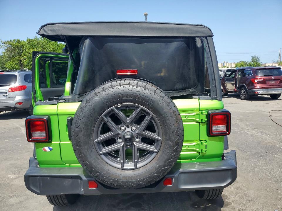 2026 Jeep Wrangler / VIN 1C4PJXDN9TW161135 COPART salvage auction — SIDE, FL, sold $15,400 on 2026-10-21 (photo 6)
