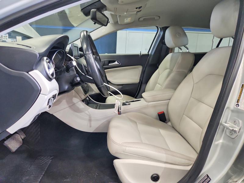 2015 Mercedes-benz Gla-klasse VIN WDCTG4GB0FJ049994 COPART salvage auction — MINOR DENT/SCRATCHES, Salvage Title, sold $3,400 on 2026-08-13 (photo 7)