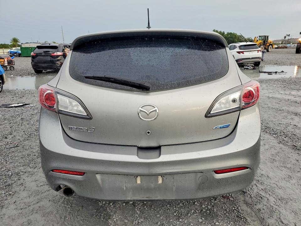 2013 Mazda 3 VIN JM1BL1L77D1767990 COPART salvage auction — MINOR DENT/SCRATCHES, Fl - Cert Of Title Slvg Rebuildable, sold $600 on 2026-07-28 (photo 6)