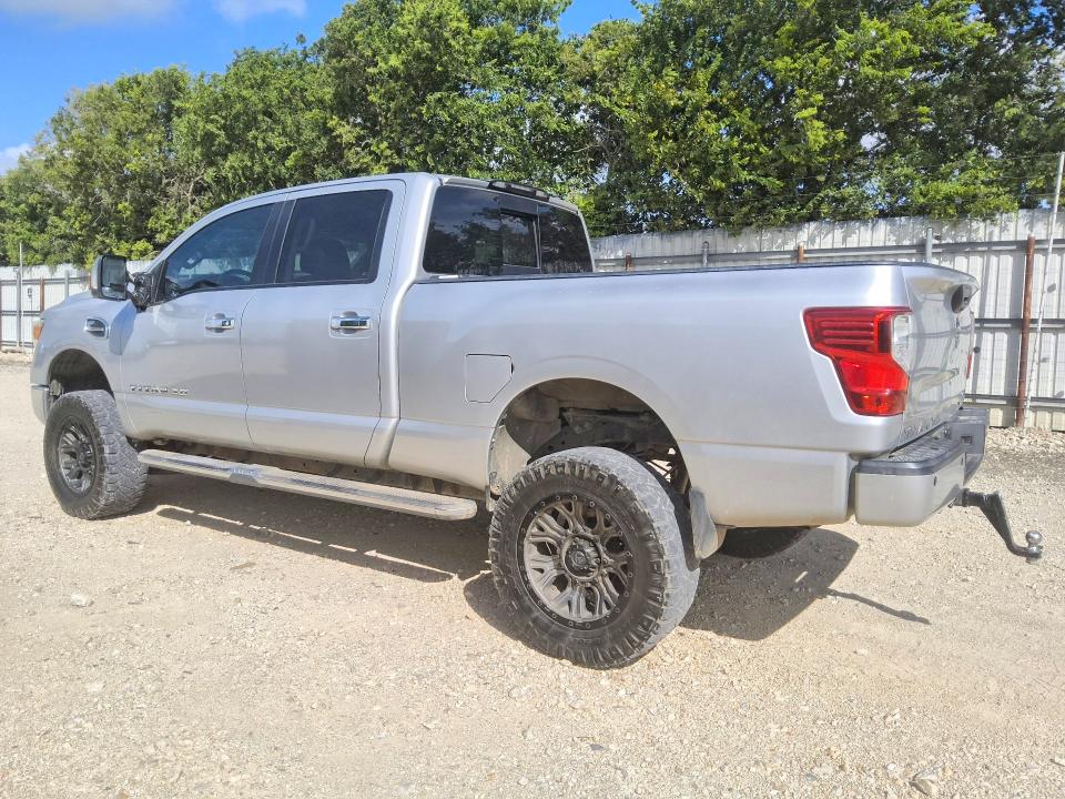 2016 Nissan TITAN VIN 1N6BA1F47GN510507 COPART salvage auction — MINOR DENT/SCRATCHES, Tx - Certificate Of Title, sold $10,700 on 2026-07-28 (photo 2)