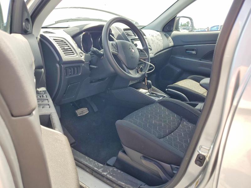 2025 Mitsubishi Outlander VIN JA4ARUAU0SU015395 COPART salvage auction — FRONT END, FL - CERTIFICATE OF TITLE, sold $8,100 on 2026-07-28 (photo 8)