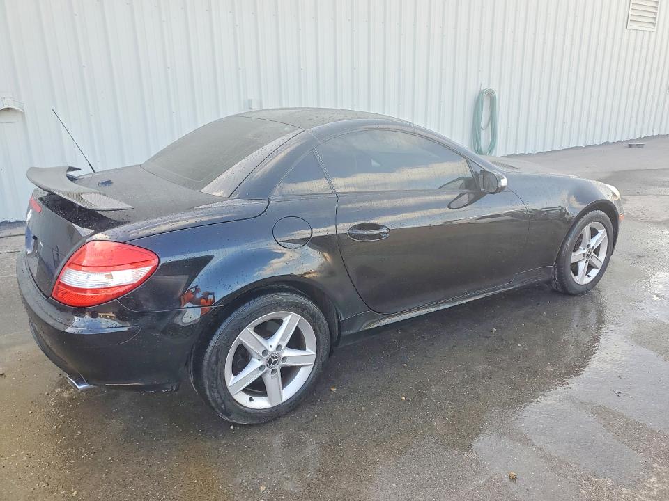 2007 Mercedes-benz Slk-class VIN WDBWK54F07F134240 COPART salvage auction — MINOR DENT/SCRATCHES, TX - BONDED TITLE - CLEAN, sold $700 on 2026-07-29 (photo 3)