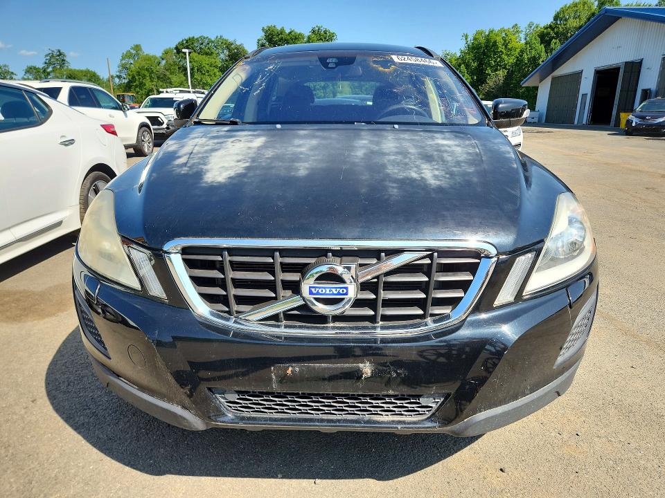 2013 Volvo Xc60 VIN YV4940DZ6D2452546 COPART salvage auction — MINOR DENT/SCRATCHES, CT - CERTIFICATE OF TITLE (P), sold $1,550 on 2026-07-27 (photo 5)