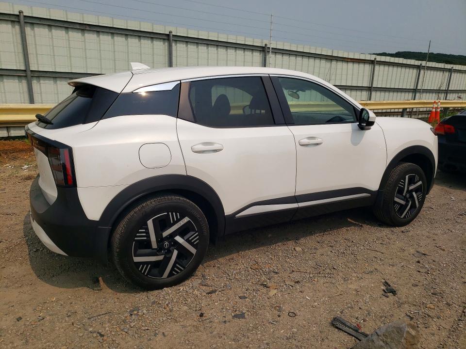 2025 Nissan Kicks VIN 3N8AP6CA8SL329269 COPART salvage auction — REAR END, Va - Cert Of Title - Salvage, sold $9,200 on 2026-08-14 (photo 3)