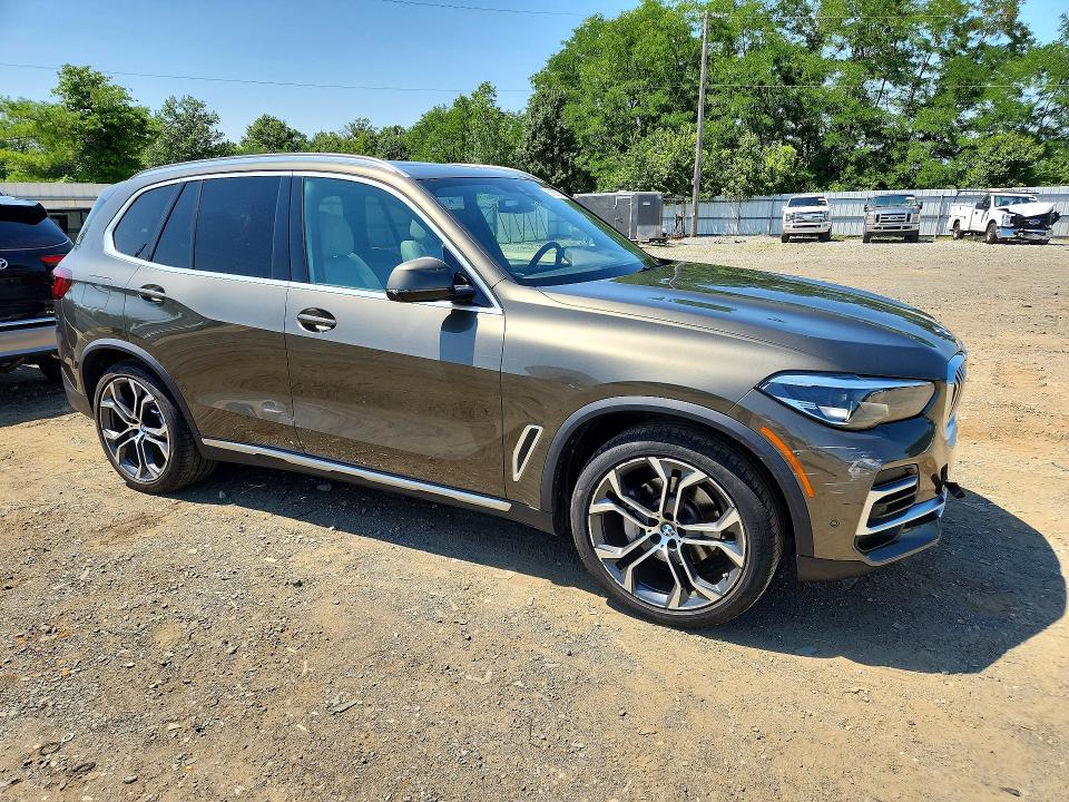 2023 BMW X5 VIN 5UXCR4C00P9R29468 COPART salvage auction — WATER/FLOOD, Fl - Cert Of Title Slvg Rebuildable, sold $225 on 2026-07-29 (photo 4)