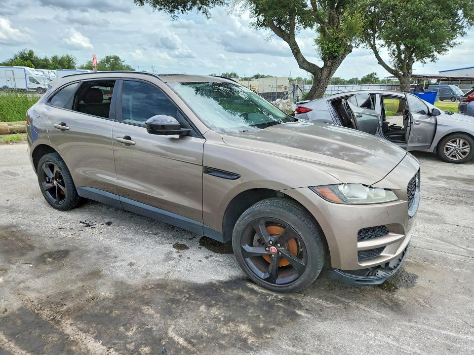 2017 Jaguar F-pace VIN SADCJ2BN9HA092332 COPART salvage auction — MECHANICAL, FL - CERTIFICATE OF TITLE (P), sold $375 on 2026-07-28 (photo 4)